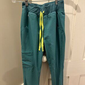 FIGS Zamora High Waisted Petite Jogger Scrub Pants